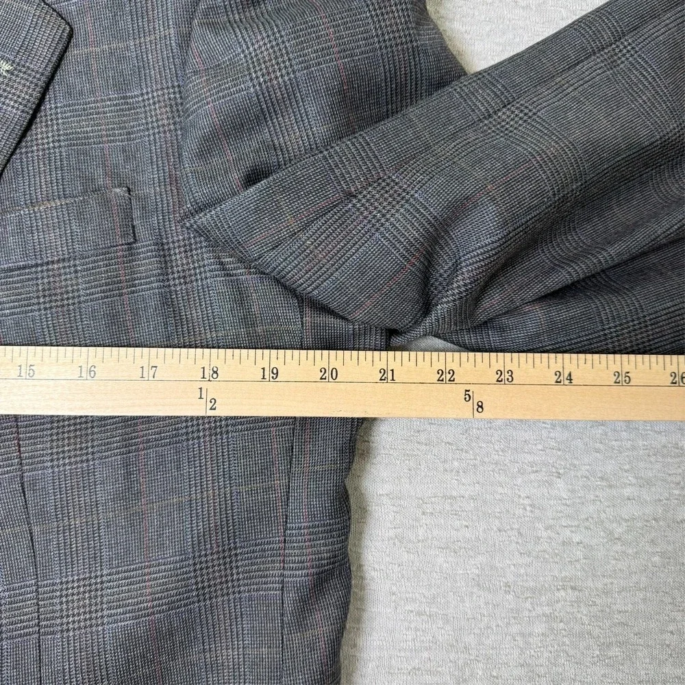 Vintage Cheshire Clothes Men's 42R Blazer‎ Sport Coat Gray Plaid Wool 2 Button